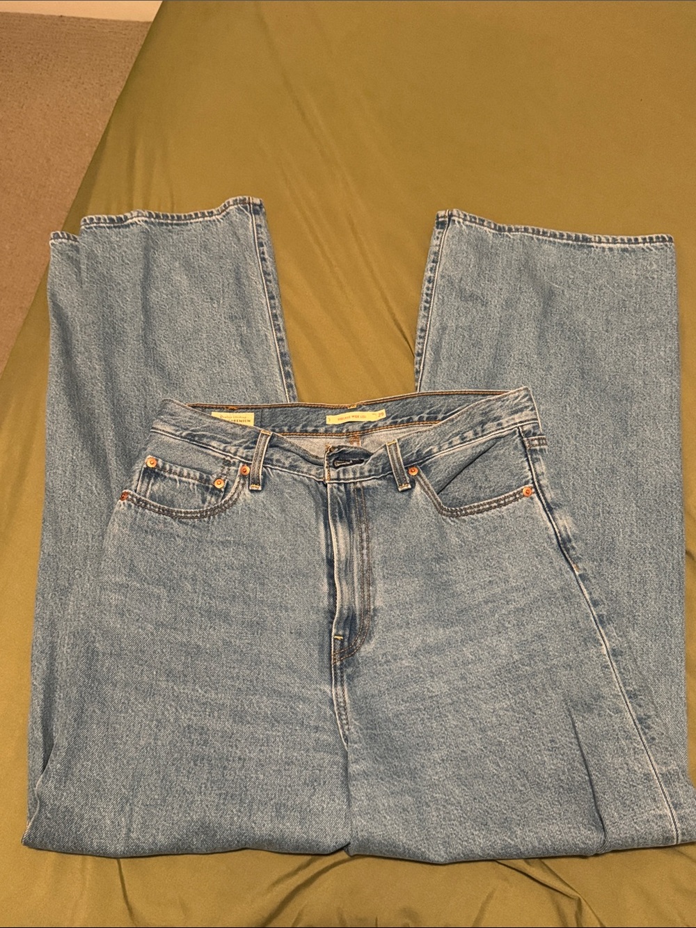 Levi’s Ribcage Wide Leg Women’s Jeans 29x32